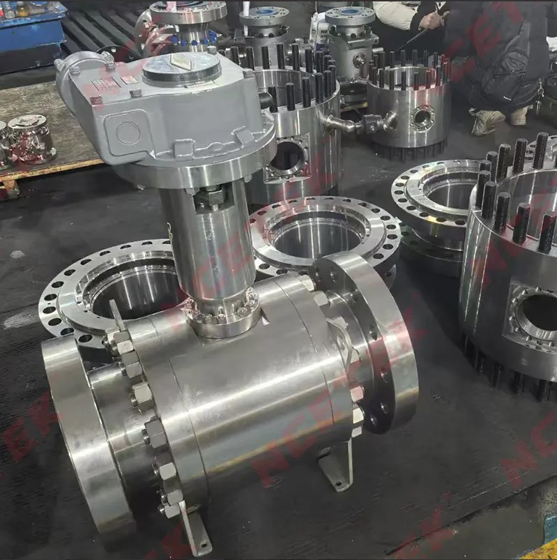 Интеллектуальное обслуживание и проектирование на заводе по производству клапанов для очистки труб